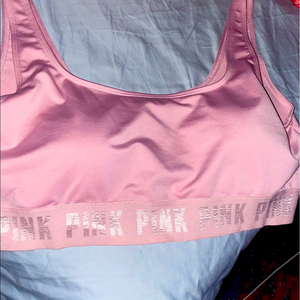 Sports bra